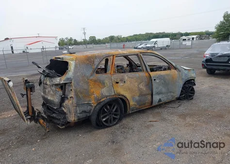 2014 Kia Sorento Lx z USA, uszkodzony, nr VIN 5XYKT3A60EG487559